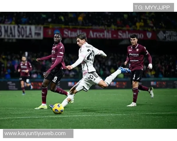 尤文图斯门将平索里奥因左腿腓肠肌受伤将缺席一段时间 尤文图斯门将平索里奥因左腿腓肠肌受伤将缺席一段时间