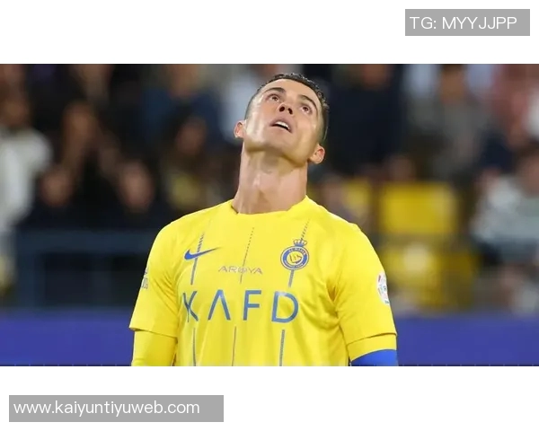 C罗因肘击事件或面临国际足联禁赛三场的严厉处罚 C罗因肘击事件或面临国际足联禁赛三场的严厉处罚