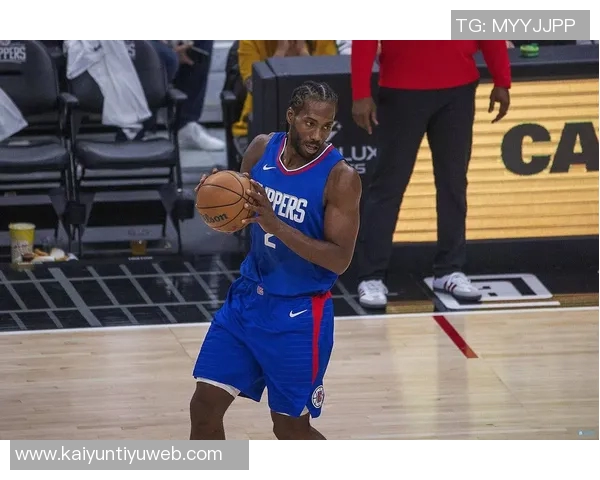 快船新赛季前景分析小卡状态成疑哈登肩负重任四大新援能否助力争冠