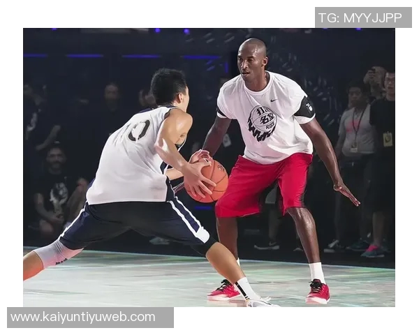 詹姆斯谈训练环境变化记者录像影响球员加练单挑情况