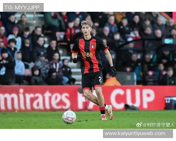 皇马全员集结阿诺德卡瓦哈尔赫伊森塞巴略斯齐聚训练场