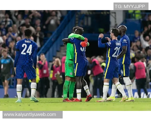 曼市双雄领跑塞梅尼奥争夺战切尔西强势加入竞争激烈局面